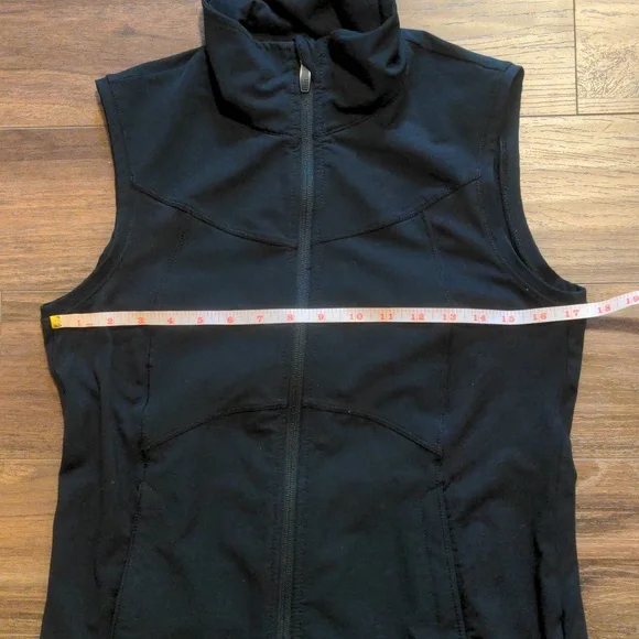 Columbia Titanium Black Zip Up Vest Omni Dry - Picture 2 of 8